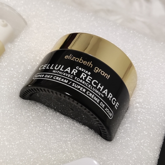 Elizabeth Grant skincare set (4 items) - Picture 11 of 14